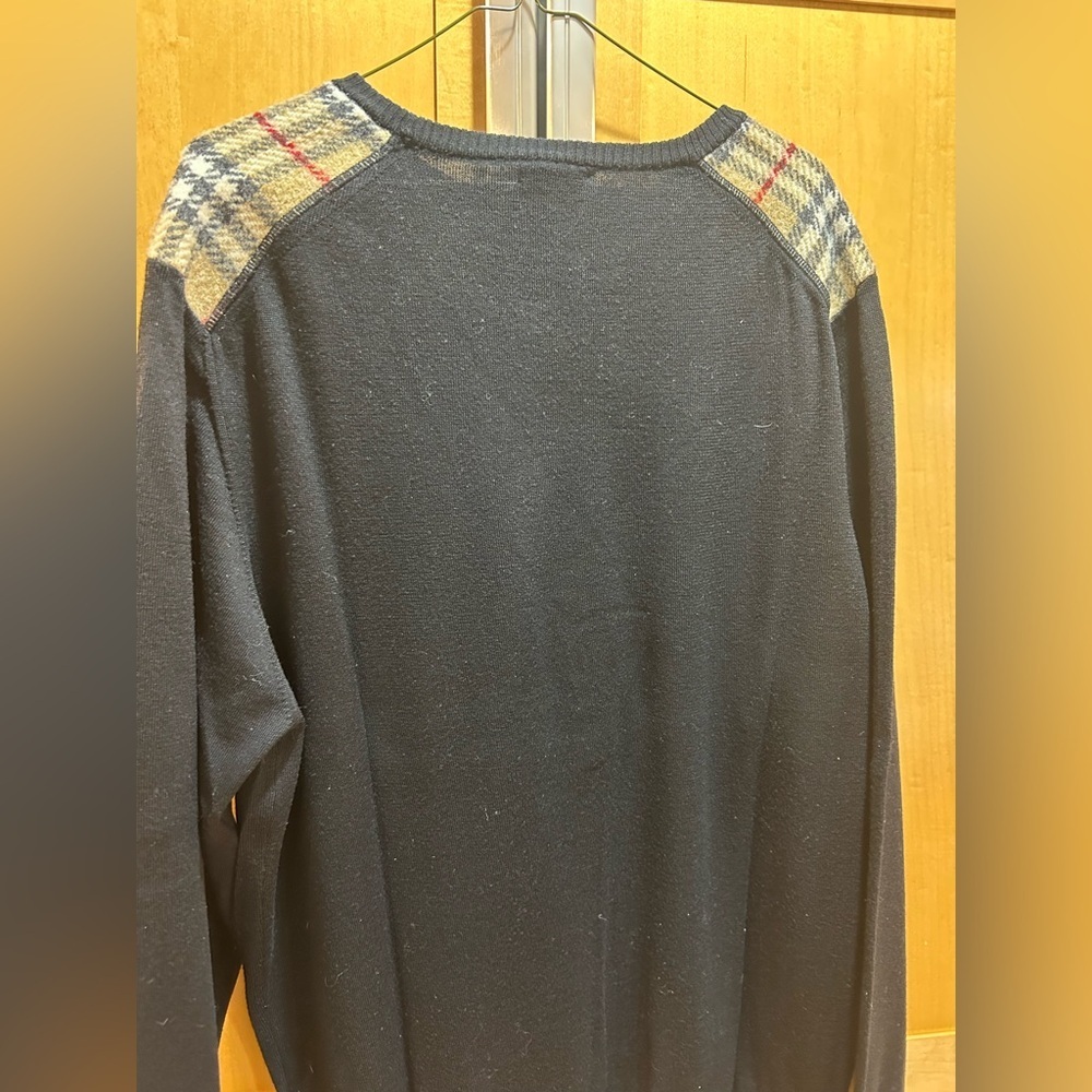 Men's Burberry, London fine Marino wool crewneck sweater size XXL made Italy